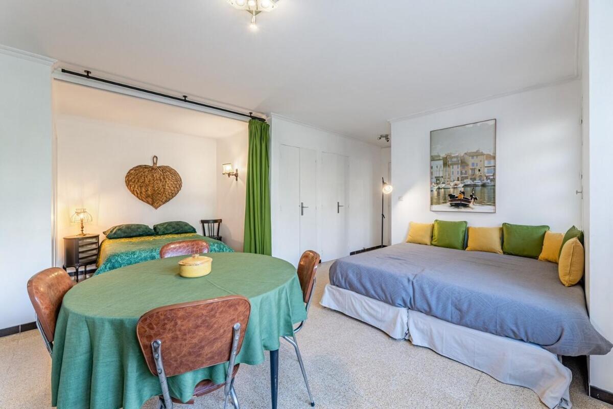 Le Marignan- Studio Plein Centre Cassis Luaran gambar
